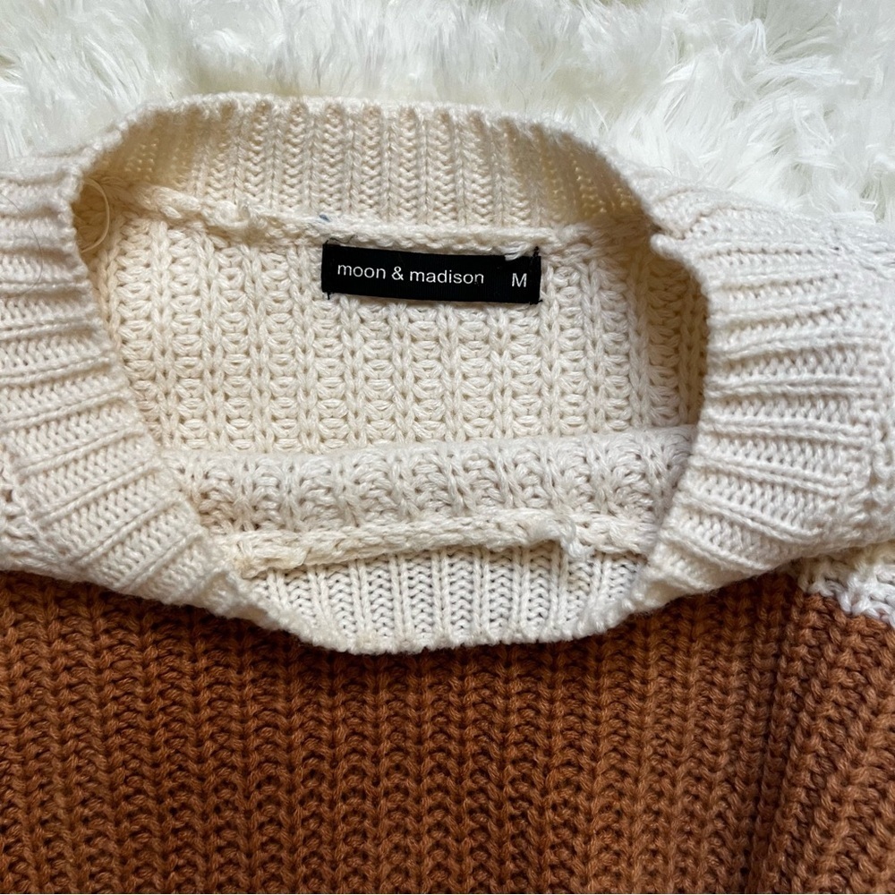 Moon & Madison Cream and Brown Knit Crop Sweater - Picture 2 of 6